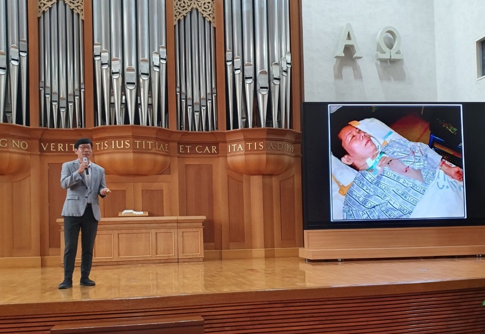 [2019학년도 2학기 채플] 사랑과 헌신의 정신으로 살아가기/ 황교진 강사
